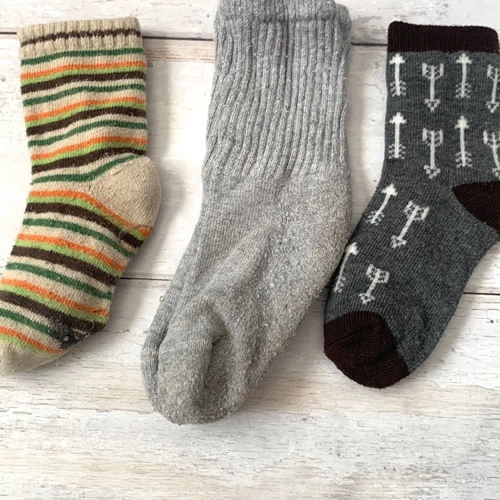 Baby Boy 12-24m Socks Bundle Set of 5 Pair Assorted Brands Gray White Sock Lot